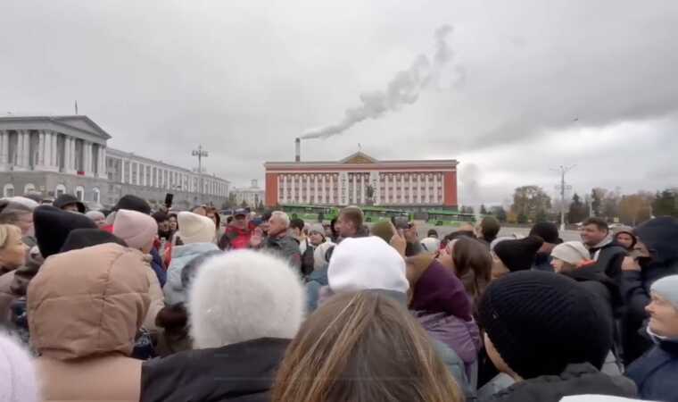 Чиновники назвали митинг жителей Суджи незаконной акцией и пообещали встречу с губернатором