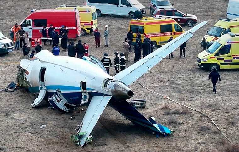 Последние минуты перед крушением: пассажир снял видео из салона Embraer